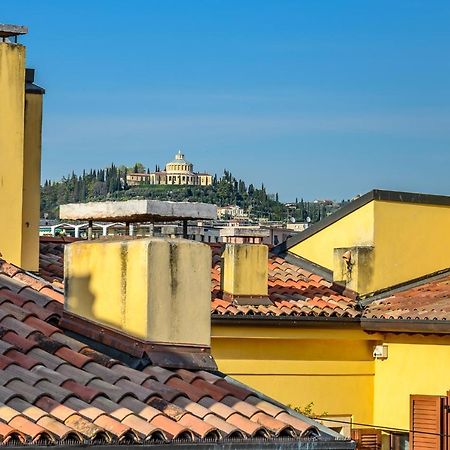Hoomee San Zeno Apartment Verona Bagian luar foto
